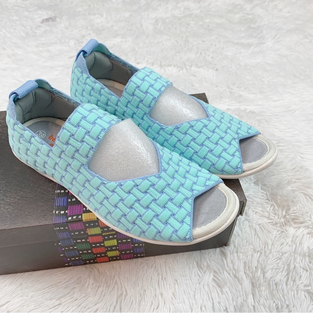 Bernie Mev. Chick Weave Mary Jane Slip on shoes stretch knit memory foam